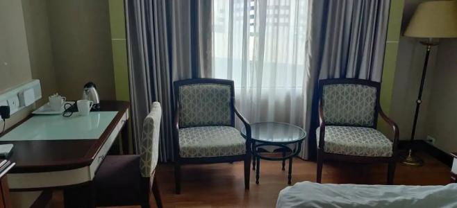 Golden Tulip Sovereign Bangkok - 63