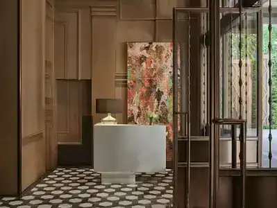 Rosewood Bangkok - 32