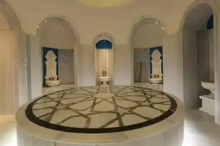 Charisma De Luxe - 6