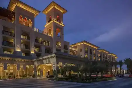 Four Seasons Resort Dubai at Jumeirah Beach - 1