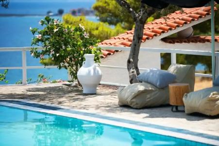 Akra Morea & Residences
