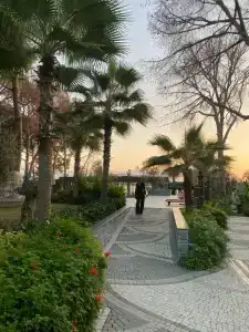 Unique Life Style - 42