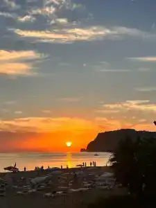 Blue Wave Suite - 10