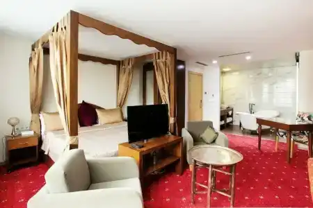 Peninsula Galata Boutique - 17