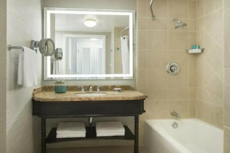 Hyatt Regency Huntington Beach Resort and Spa - 19