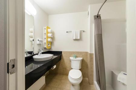 Motel 6-Laredo, TX - Airport - 7