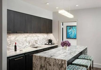 Grand Bohemian Charlotte, Autograph Collection - 84