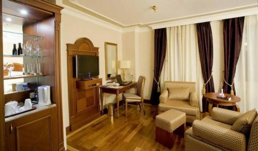 GLK PREMIER Regency Suites & Spa - 85