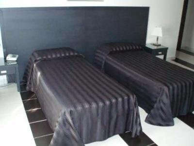 Executive Business - 10