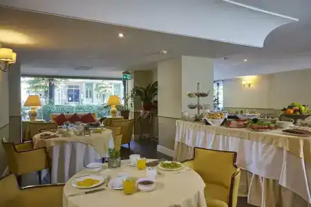 Sina Maria Luigia - 25