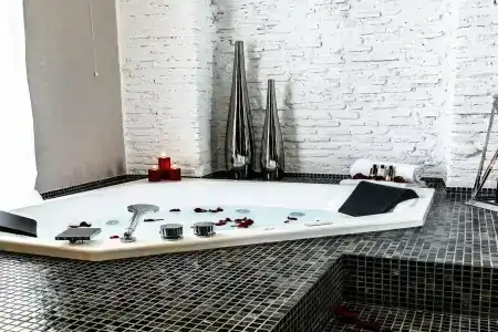 Dharma Style & Spa - 10