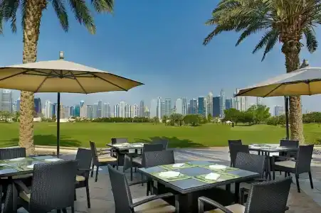 Address Montgomerie - 19