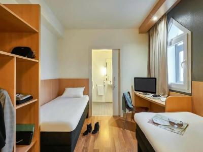 Ibis Barcelona Meridiana - 35