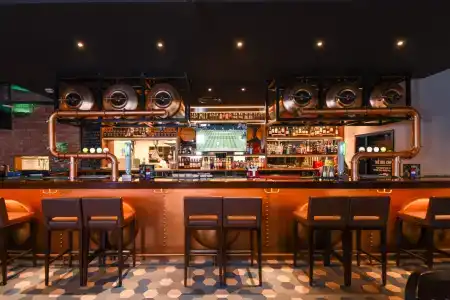 Premier Inn Dubai Al Jaddaf - 6