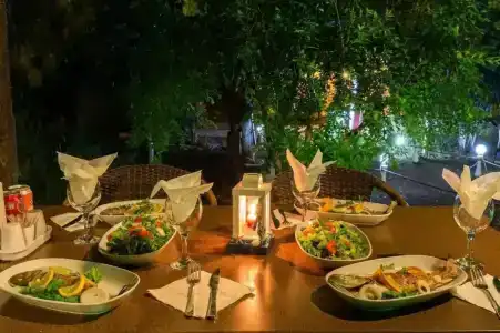 Secret Garden & Bungalows - 3