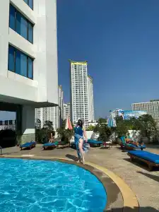 Golden Tulip Sovereign Bangkok - 37