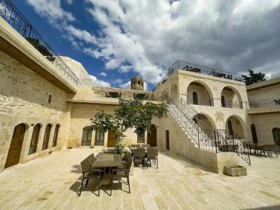 PALMYRA BOUTIQUE - 30