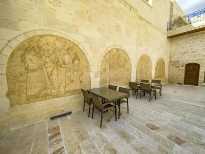 PALMYRA BOUTIQUE - 25