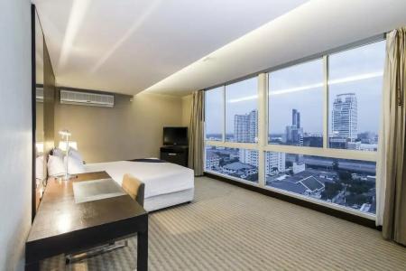 The Narathiwas & Residence Sathorn Bangkok - 25