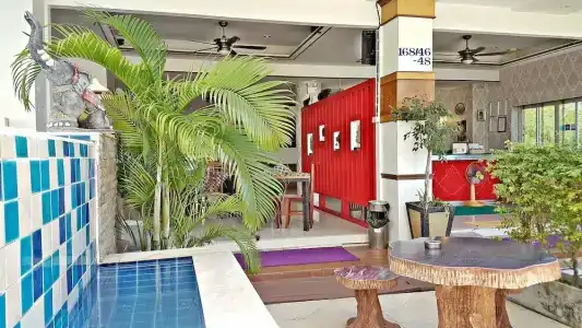 Green Harbor & Service Apartment - 32