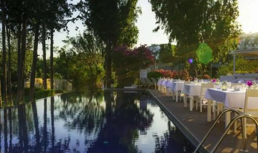 LIV by Bellazure - 65