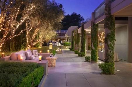 Luxe Sunset Boulevard - 26