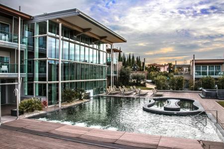 Aqualux Spa & Suite