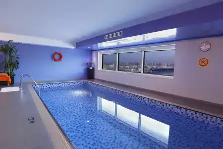 Ramada Plaza by Wyndham Dubai Deira - 4