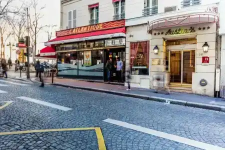 Austin's Saint Lazare - 42