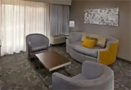 Courtyard by Marriott Harrisburg Hershey - 73