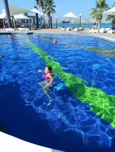 Royal Beach & Resort - 9