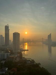 Montien Riverside Bangkok - 25