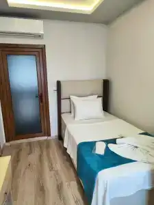Gloria Suite - 36