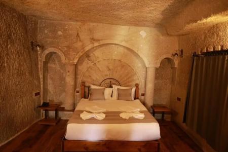 Sarnich Cave Suites - 37
