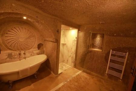Sarnich Cave Suites - 42