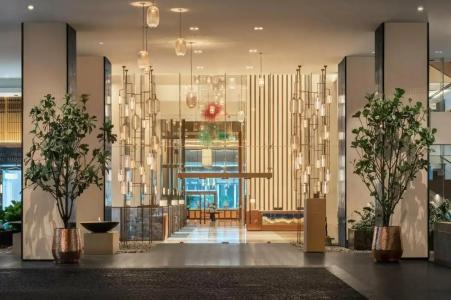 Millennium Hilton Bangkok - 69