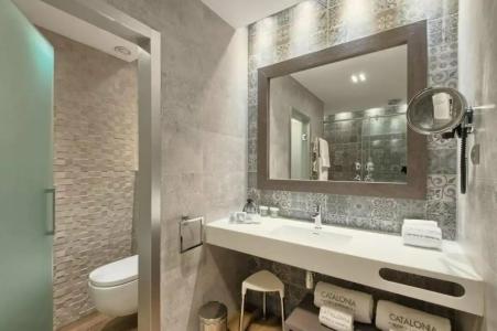 Catalonia Barcelona Plaza - 16