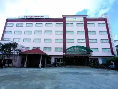 Chumphon Palace