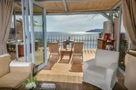 Beyaz Yunus - Adult Only - 52