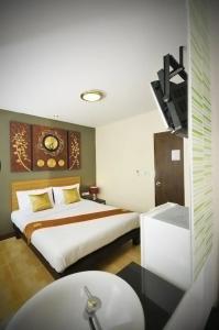 Sleep Withinn - 40