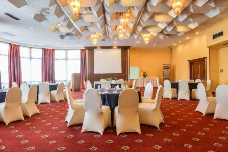 Golden Tulip Flamenco Cairo - 89