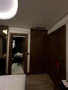 Henna-Adults Only - 31