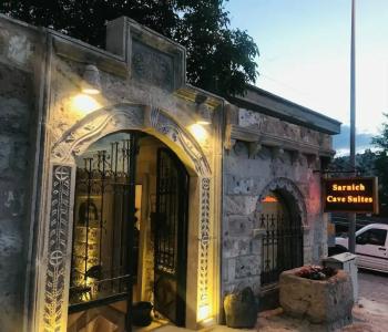 Sarnich Cave Suites - 10
