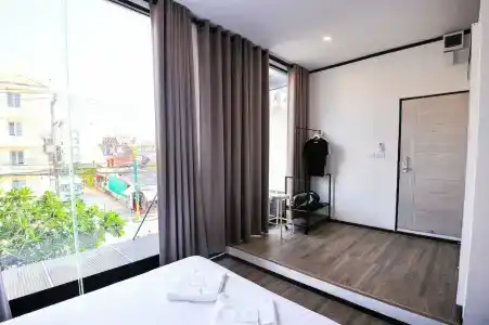 Glur Phuket Patong Beach - 6