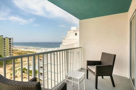 DoubleTree by Hilton Ocean City Oceanfront - 29