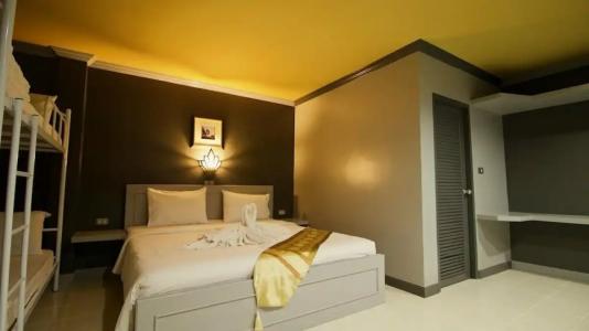 The Little Moon Residence - 79