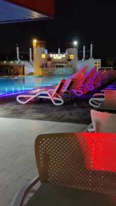 Emelda Sun Club - 99