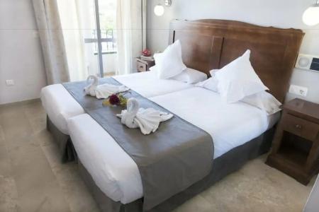 Toboso Chaparil - 39