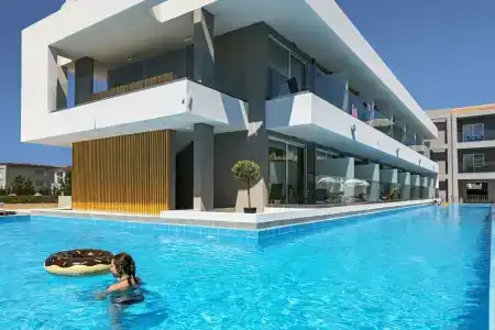 White Olive Premium Laganas - 70