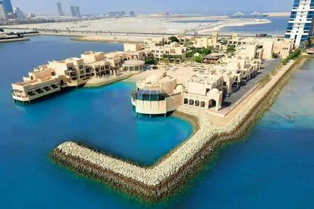 Novotel Bahrain Al Dana Resort - 9